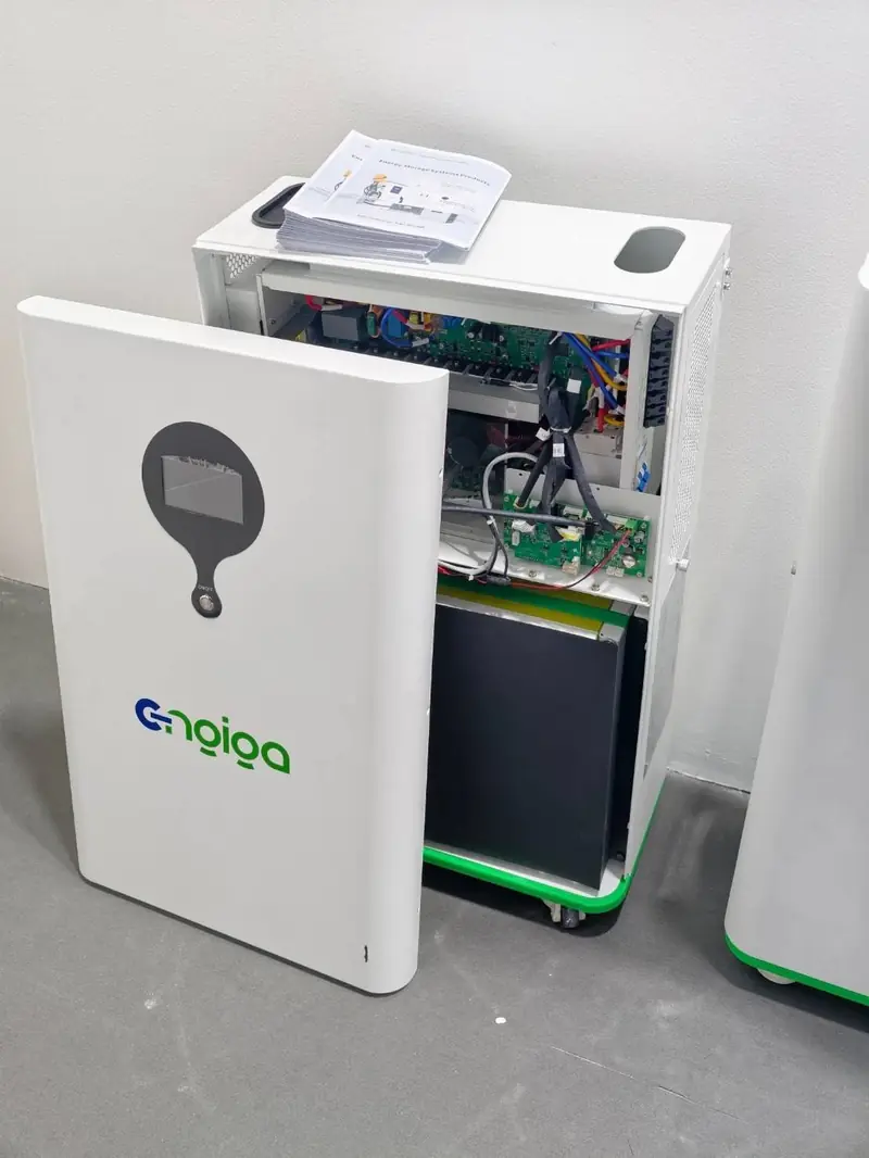 เครื่องกักเก็บพลังงาน Engiga All-in-One เปิดฝาด้านหน้า